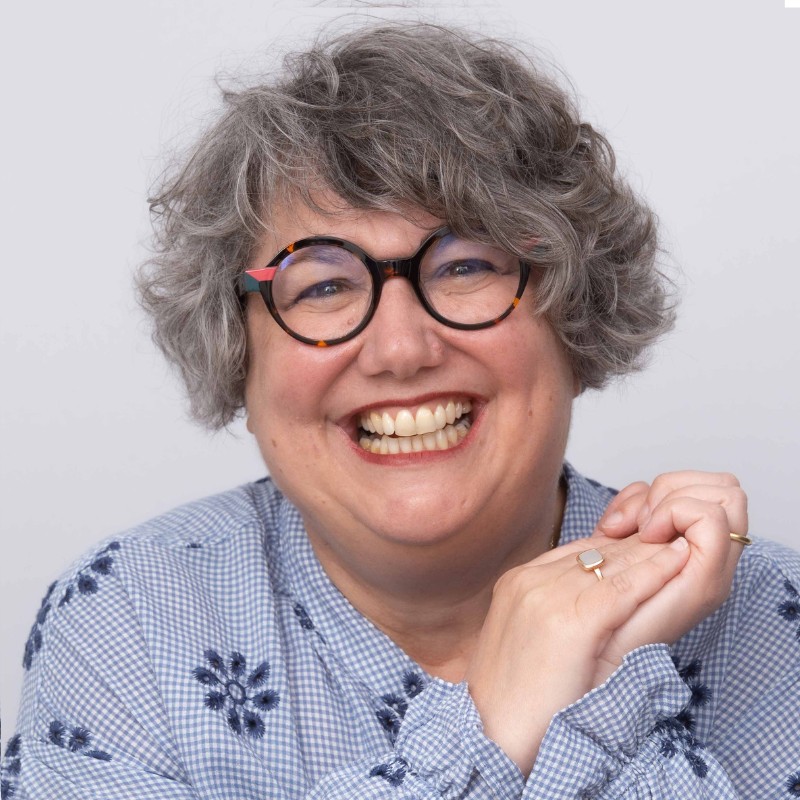 Cécile GARNIER biographe